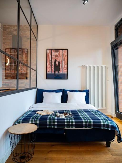 Chic Apartment In Historic Koneser Area Warsaw Luaran gambar